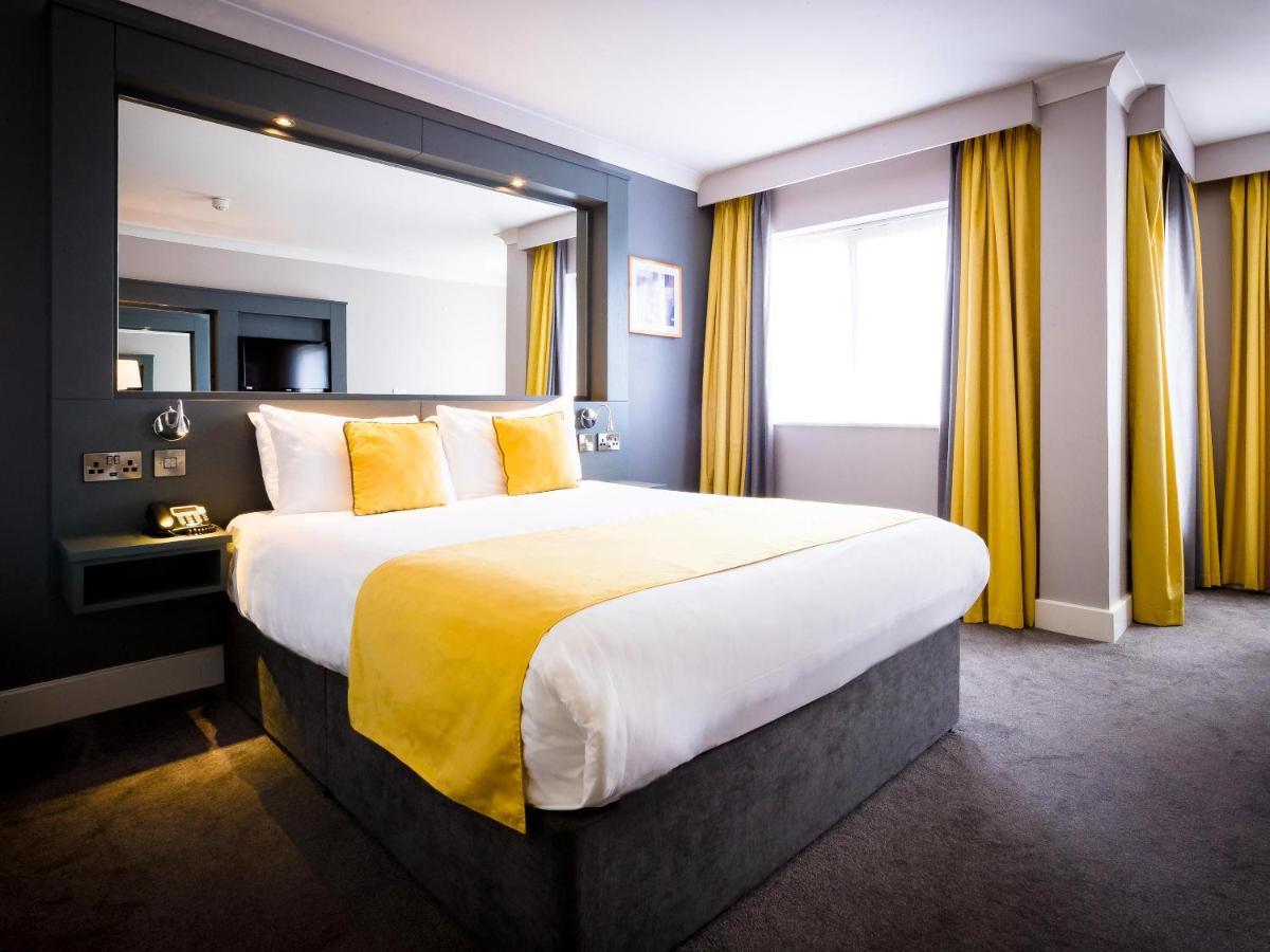 Claregalway Hotel Екстериор снимка