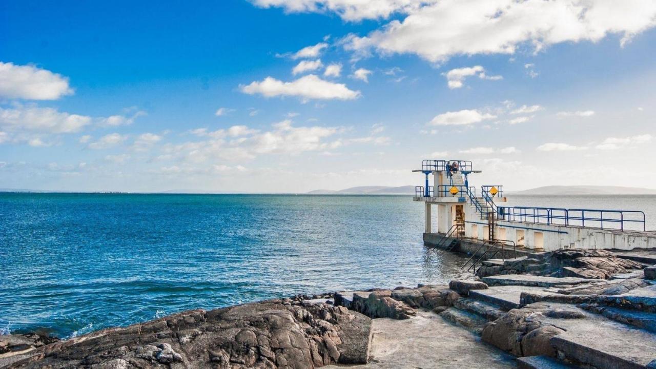 Claregalway Hotel Екстериор снимка