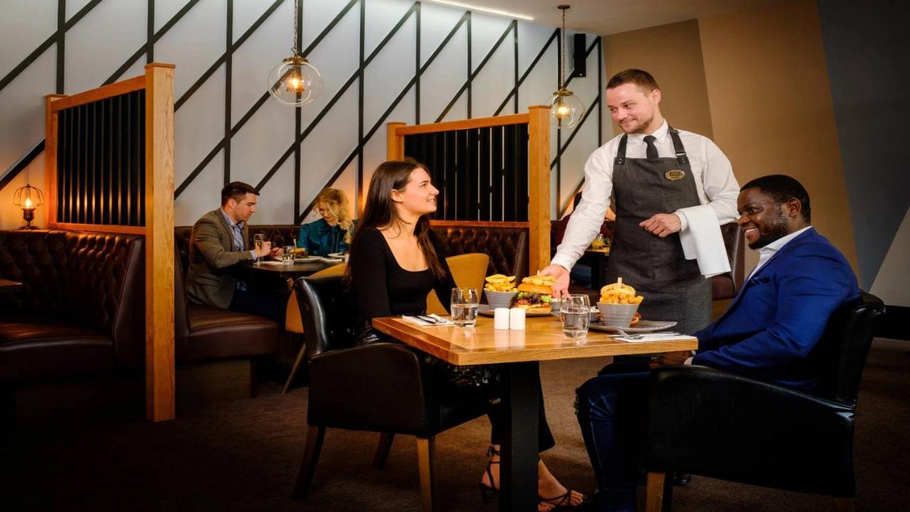 Claregalway Hotel Екстериор снимка